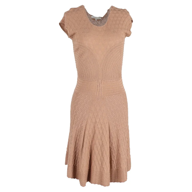 Sandro Paris Knitted Knee-Length flared Dress in Brown Polyamide