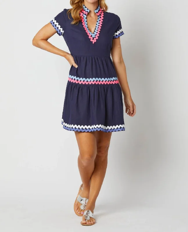 Short Sleeve Fit And Flare Dress in Navy