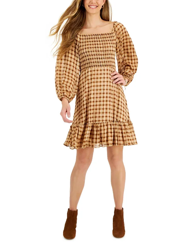 Petites Womens Plaid Smocked Fit & Flare Dress