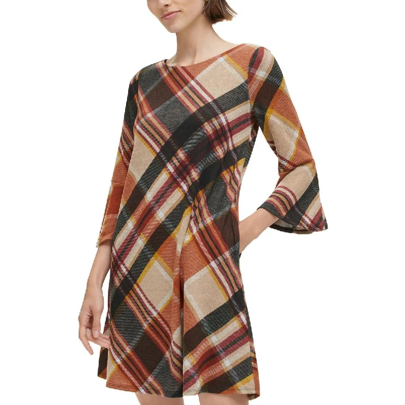 Womens Fit & Flare Plaid Fit & Flare Dress