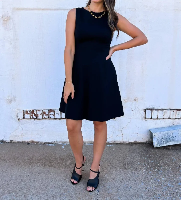 The Perfect Flare Dress In Classic Black