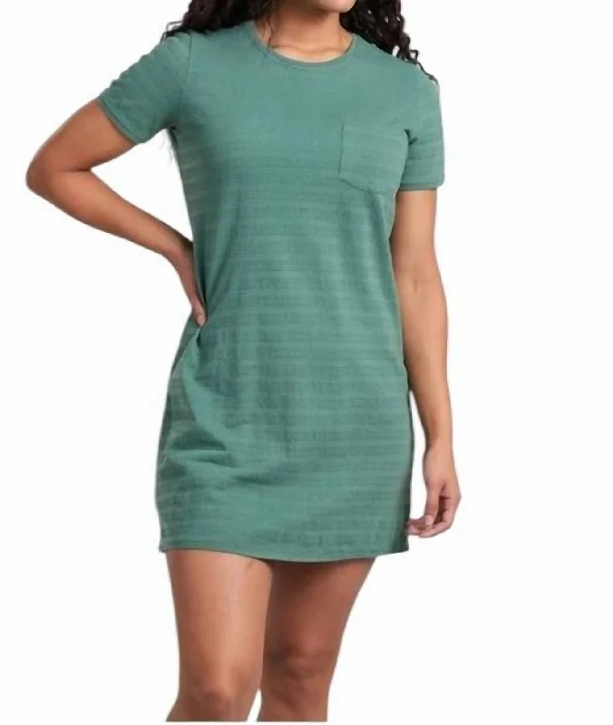 Women's T Shirt Dress In Evergreen