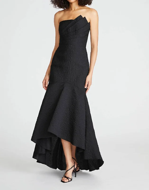 Lana Fit And Flare Strapless Gown In Black